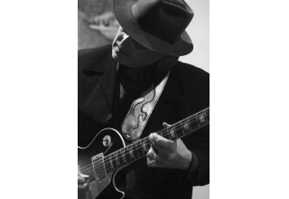 Michael Bloom releases inaugural blues CD in Chicago, Whisper in the Wind