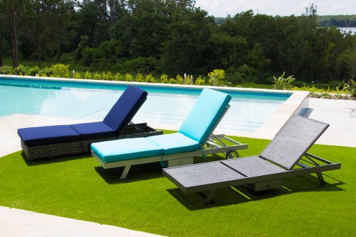 2 Way Chaise Offers a Better Way to Sunbathe