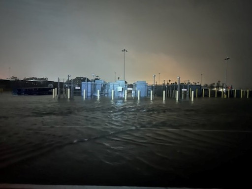 Port of Hueneme, Labor and Community Leaders Join Forces in "Powerwall" Response to Infrastructure Emergency