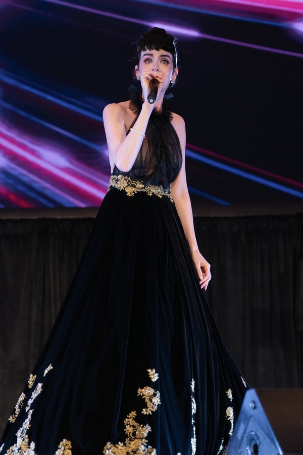 Victoria Summer's Performance