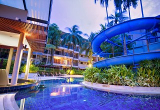 Novotel Phuket Surin Beach - Phuket Family Hotel