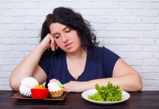 Dieting Woman Yearns for Cupcakes