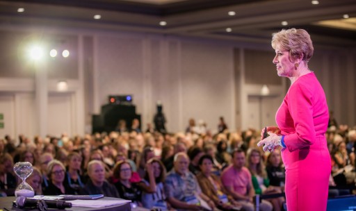 World-Renowned Speaker and Woman Entrepreneur, Mary Morrissey, Holds Live Event in Dallas