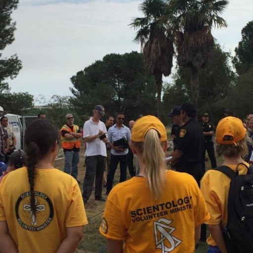 Scientology Volunteer Ministers Helped Firefighters Battle La Tuna Fire