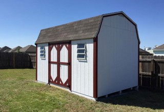 Wood Barn-style Shed