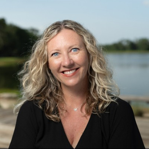 Best Realtor in Odessa, FL: Anne Bromberg