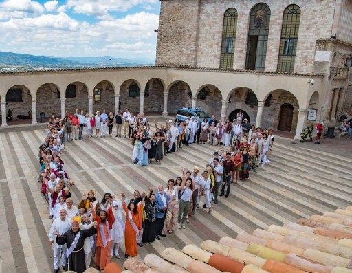 Religious Leaders From Around the World Take Peace Pledge in Italy