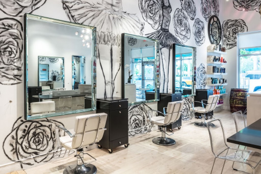 Bond Street Salon Spotlights the Craft of the Expert Hair Colorist in Delray Beach