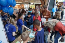 Youth for Human Rights St. Petersburg held community outreach event at the famous Peterland entertainment center where young singers and dancers performed and children played games that helped them learn their human rights.