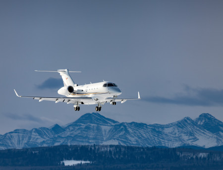 AirSprint | Embraer Legacy 450 Arrives in Springbank, Alberta