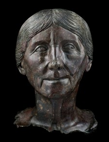 ANCIENT ROMAN BRONZE HEAD OF A WOMAN