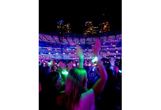 Toronto Lights Up for Coldplay With Xylobands LED Wristbands