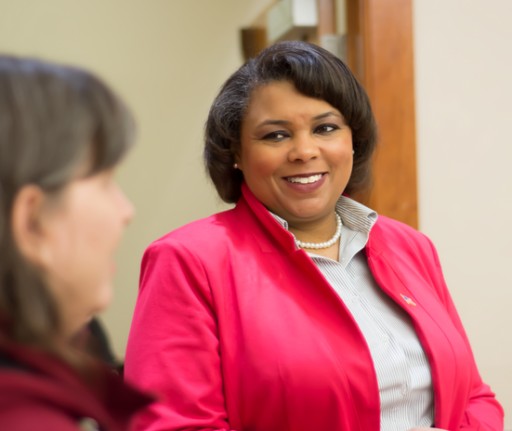 Congressional Candidate Vangie Williams Bypasses Traditional Media in Favor of Social Media