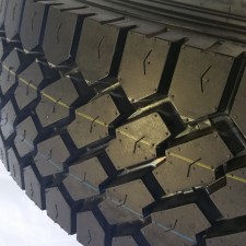 11R24.5 Drive Tires 16 Ply