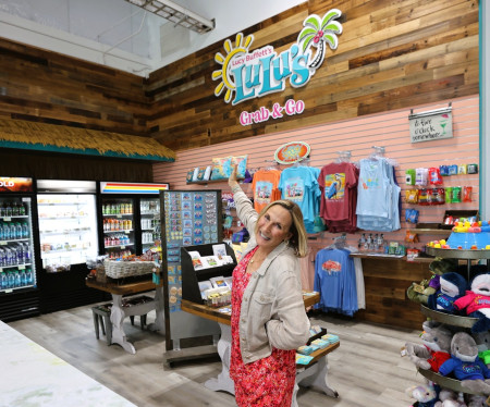 LuLu’s ‘Takes Off’ at Gulf Shores International Airport  Now Serving Travelers a Final Slice of Suns