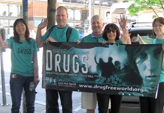 Foundation for a Drug-Free World Seattle volunteers