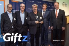 Giftz Accepts Most Fundable Award