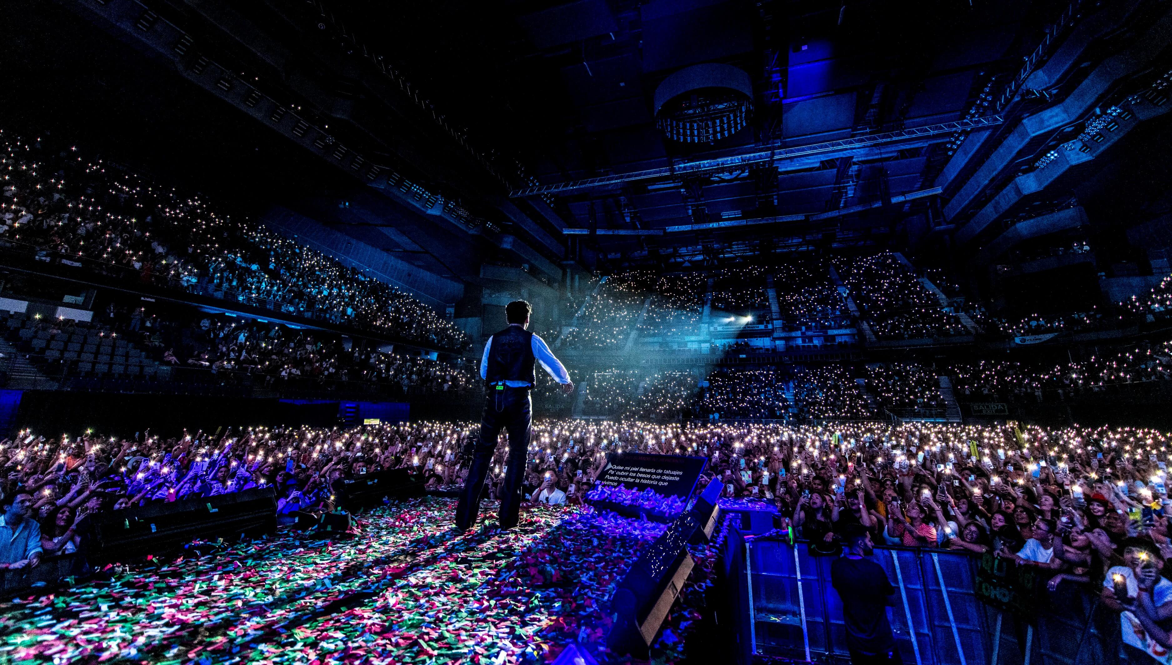 Iglesias Entertainment Live Concert