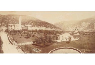 Historic depiction of Glenwood Springs, including Glenwood Hot Springs and Hotel Colorado