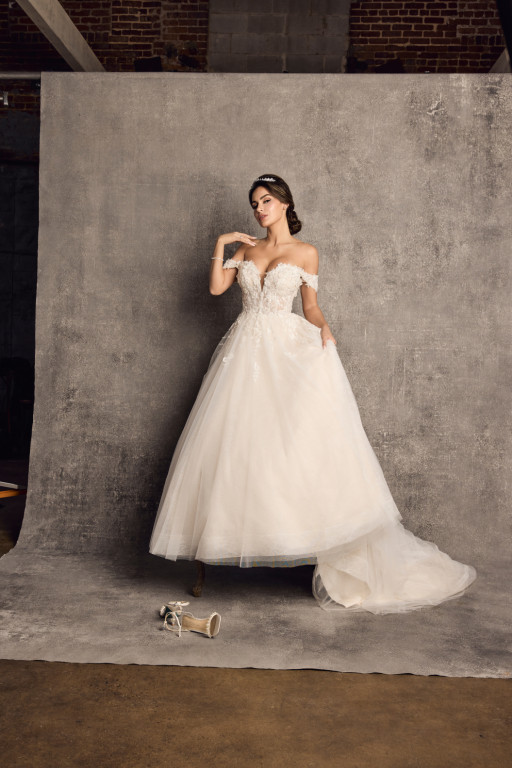 David’s Bridal Launches First-Ever All Digital Bridal Fashion Week on TikTok, Debuts Fall 2024 Collection Through Innovative Partnership With Love is Blind Star, Jessica Vestal