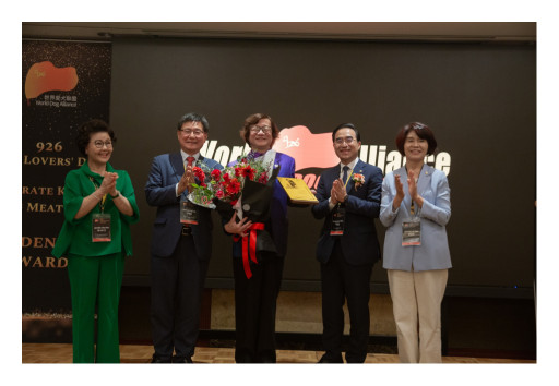 South Korean Legislators Honoured by World Dog Alliance While Its Founder Met Former President Moon Jae-in as Country Celebrates Dog Meat Ban