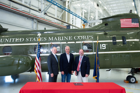 Piasecki and Columbia Helicopters Sign Partnership Agreement