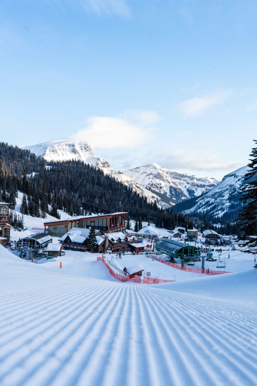Banff Sunshine Village Recognized by 'Condé Nast Traveler's' 2025 Readers’ Choice Award as #2 Ski Resort in Canada
