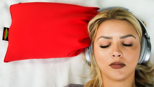 Beat Lips: The First Ever Headphone Pillow