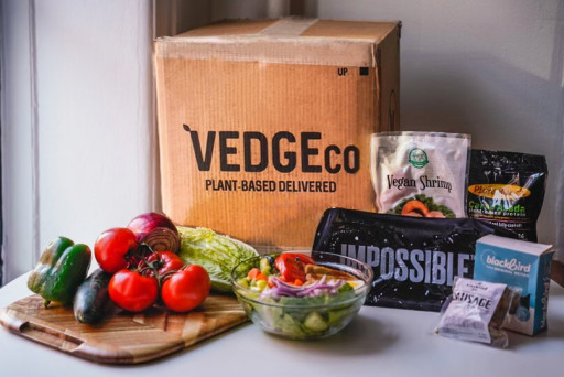 VEDGEco Gives 1,000 Plant-Based Food Boxes to Independent Restaurants