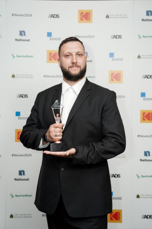 NIX Triumphs at the American Business Awards for Marketing Campaign Excellence