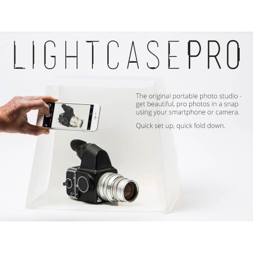 Lightcase Pro - a portable Pop-Up photo studio launched their Kickstarter campaign.