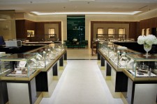 Damiani Jewellers Opens Their Doors to the Public After Floor-to-Ceiling Store Renovation