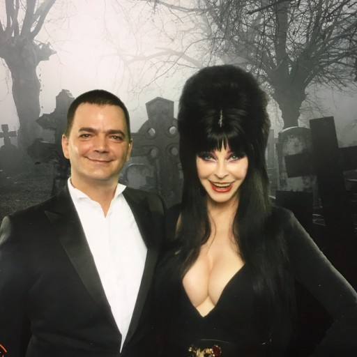 Elvira - Mistress of the Dark, Introduces the Next "Monster Mash" Song