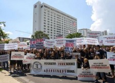 Citizens Commission on Human Rights protests Florida Psychiatric Society annual meeting