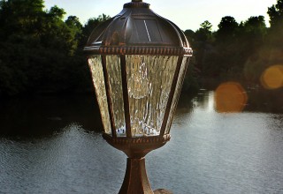 Royal Bulb Solar Pier Light Brushed Bronze