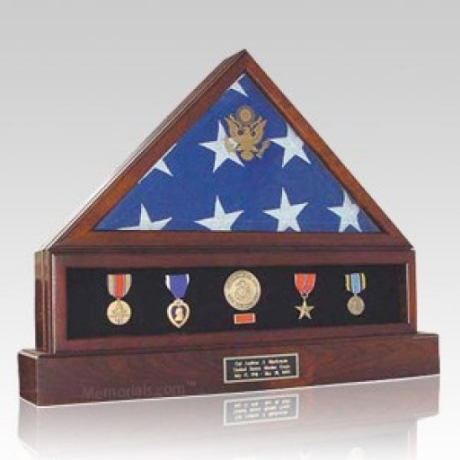 Memorials.com Offers Veteran Flag Cases to Honor the Memories of Fallen Heroes of America