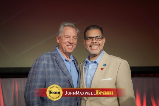Local Connection to Transformation Costa Rica Lead by a Global Team of Coaches With the John Maxwell Team