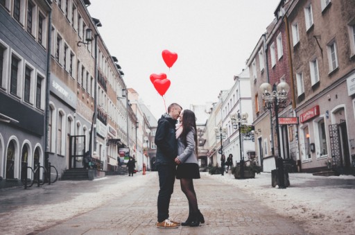 MillionaireMatch: New Year, New Dating: 12 Reasons Why January is the Best Time for Online Dating