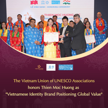 Thien Moc Huong Receives UNESCO Award