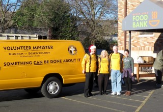 Scientology Volunteer Ministers at the Queen Anne Food Bank