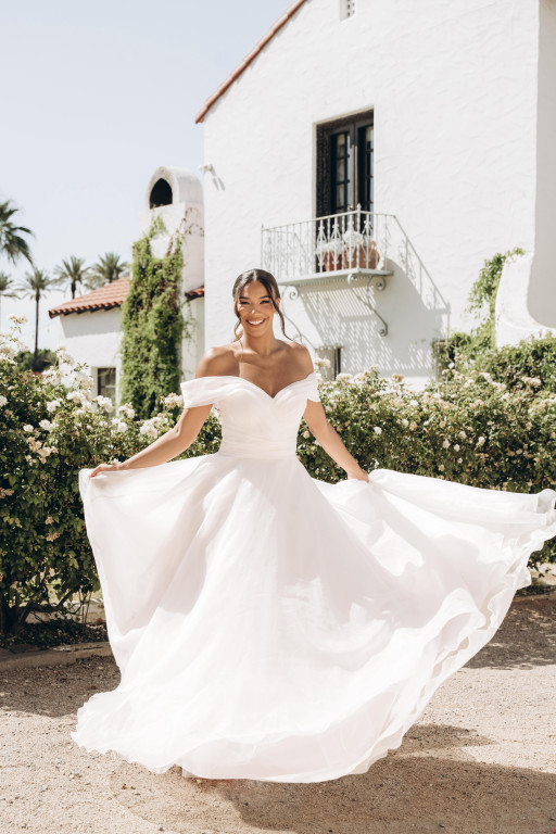 It’s Giving BRIDE: Stella York’s New Wedding Dress Collection Delivers Fashion, Trends and Romance for Today’s Bride