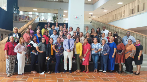 Metropolitan School of Panama, AmCham and Glasswing Join Forces to Strengthen Education in San Miguelito With the Workshop 'Digital Tools for Teaching'