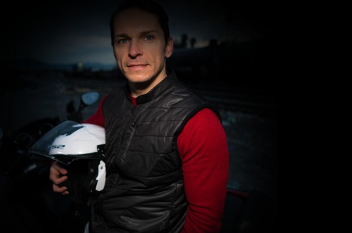 World's First Smart Carbon-Nanotube Heated Vest From Fooxmet Reappears on INDIEGOGO