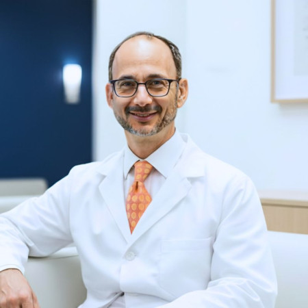 Dr. Becker leads Becker Aesthetics & Plastic Surgery, a plastic surgery practice serving Philadelphia.