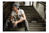 Enrique Iglesias with new bottle 