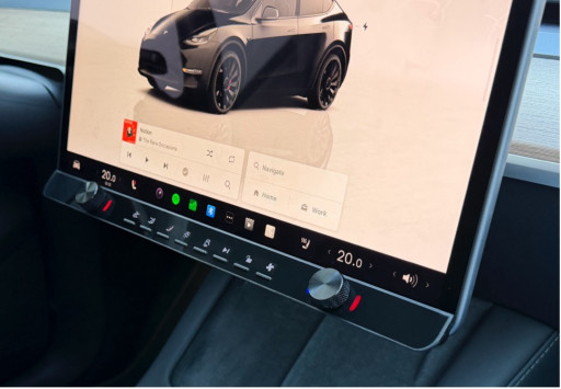 A Norwegian Innovation Built Under Rocket Attacks in Ukraine: 21-Year-Old Founder Launches Patented EV Control System