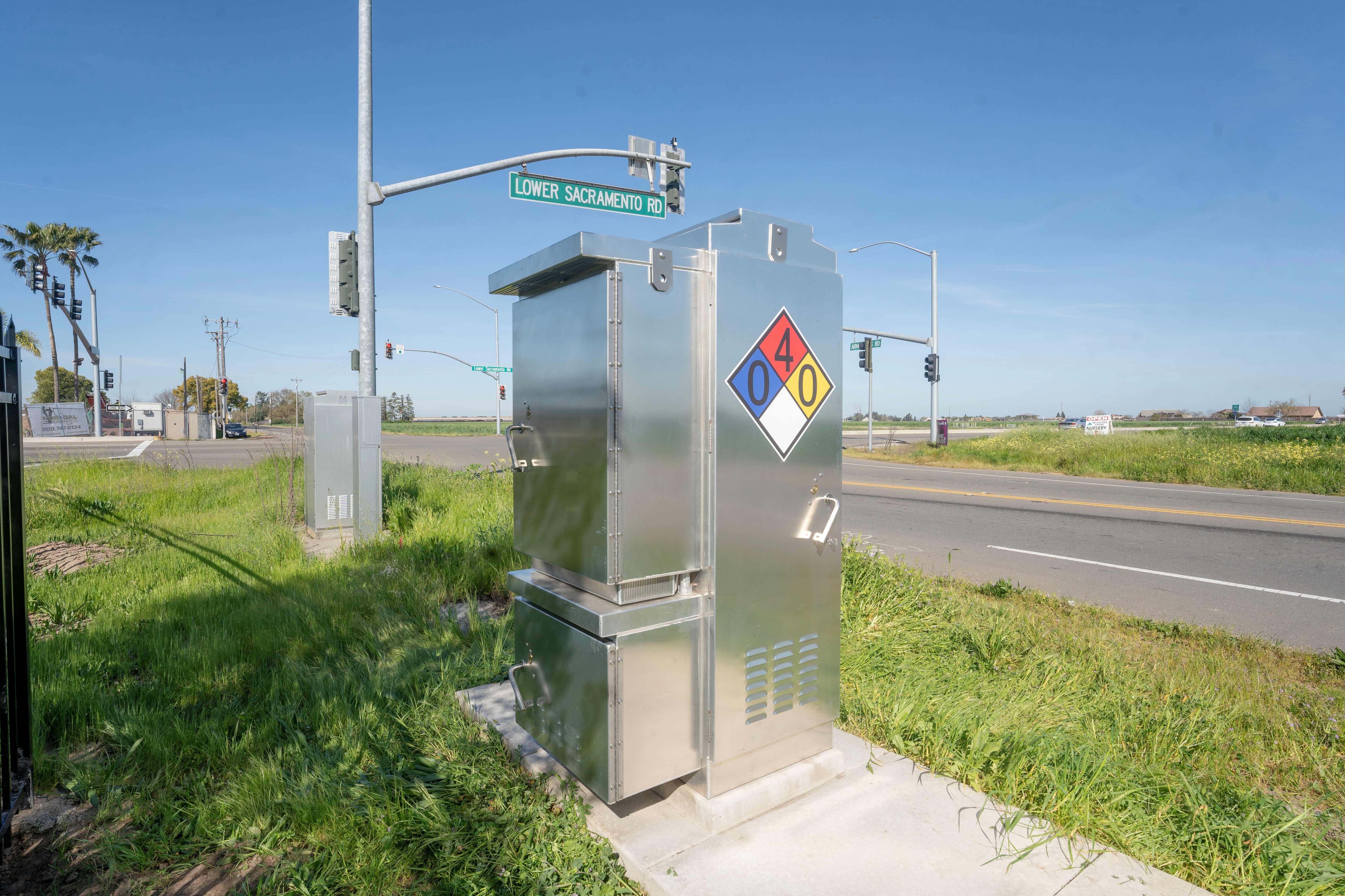 HyMax Hydrogen Fuel Cell Backup Power at Intersection