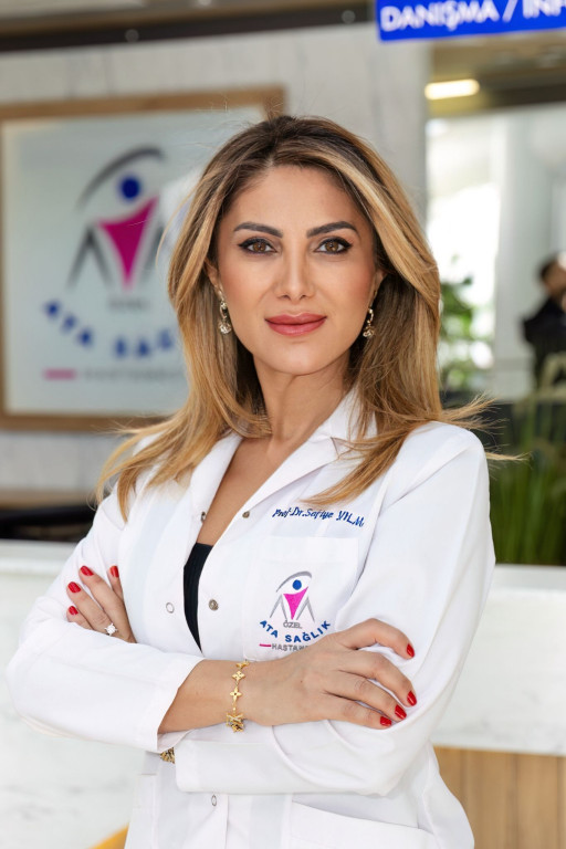 A Leading Turkish Ophthalmologist Brings World-Class Laser Vision Correction to Turkey: Prof. Dr. Safiye Yılmaz
