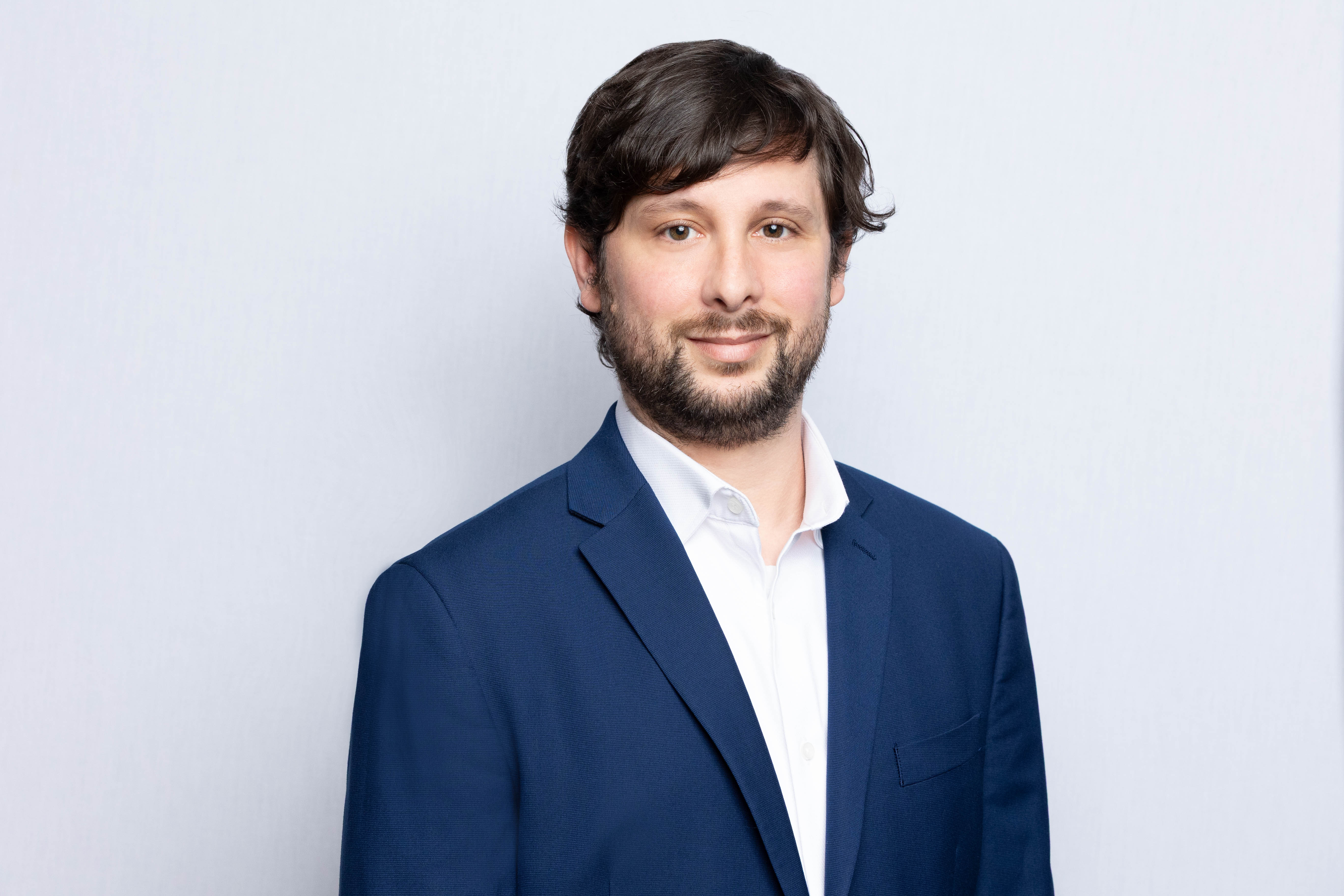 Ethan Ross, Senior Pricing Associate of AELF.