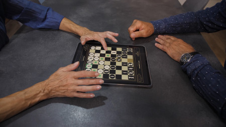 Two Player Chess - turn your tablet or phone into a two-player chessboard.